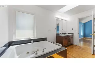 8118 SE 138th Dr, Portland, OR 97236 - Photo 30