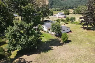 36991 Row River Rd, Cottage Grove, OR 97424 - Photo 28