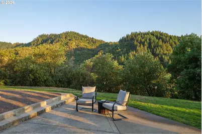 317 Aker Dr, Myrtle Creek, OR 97457 - Photo 38