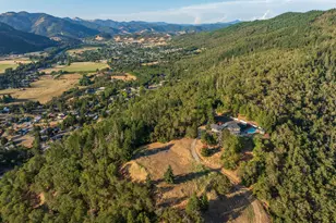 317 Aker Dr, Myrtle Creek, OR 97457 - Photo 46