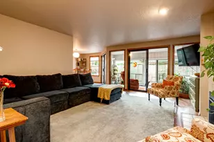 2315 NE 156th Pl, Portland, OR 97230 - Photo 6