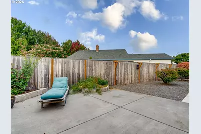 2315 NE 156th Pl, Portland, OR 97230 - Photo 34