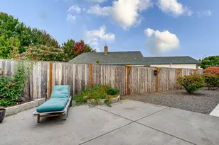 2315 NE 156th Pl, Portland, OR 97230 - Photo 34