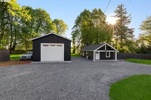 8687 SE 55th Ave, Portland, OR 97206 - Photo 2