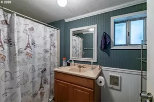 110 8th Ave, Sweet Home, OR 97386 - Photo 18