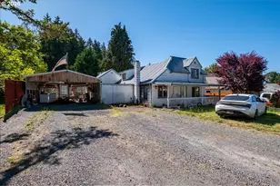 110 8th Ave, Sweet Home, OR 97386 - Photo 2