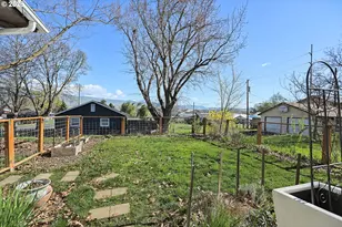 1214 Walnut St, The Dalles, OR 97058 - Photo 30