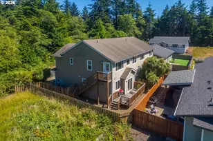 125 NE Lincoln St, Newport, OR 97365 - Photo 32