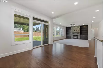 13540 SE Greenwood Ct, Clackamas, OR 97015 - Photo 12