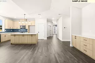 2201 E Juniper Cir, La Center, WA 98629 - Photo 6