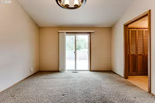 1733 Crescent Ave, Eugene, OR 97408 - Photo 26