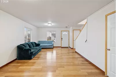 1829 SE 122nd Ave, Portland, OR 97233 - Photo 4