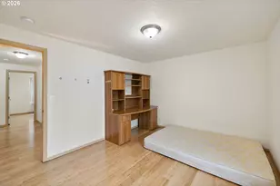 1829 SE 122nd Ave, Portland, OR 97233 - Photo 22