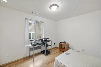 1829 SE 122nd Ave, Portland, OR 97233 - Photo 18