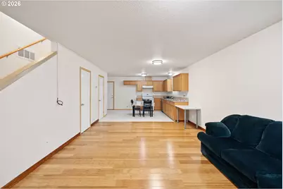 1829 SE 122nd Ave, Portland, OR 97233 - Photo 2