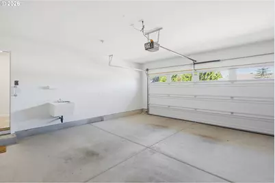 101 SE Yorktown Dr, Grants Pass, OR 97527 - Photo 22