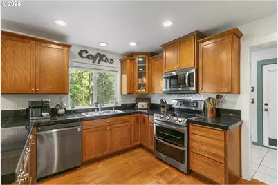 34821 NE Gable Ave, La Center, WA 98629 - Photo 8