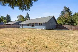 205 NW Loan Pl, Vancouver, WA 98665 - Photo 46