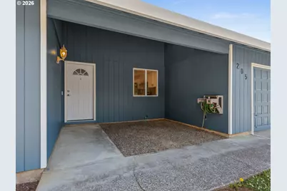 205 NW Loan Pl, Vancouver, WA 98665 - Photo 6