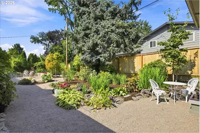 5370 SW Chestnut Ave, Beaverton, OR 97005 - Photo 26