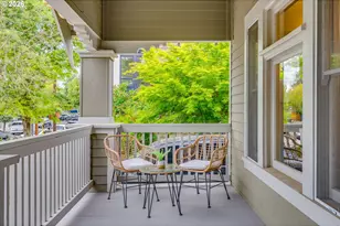 2534 SE 32nd Ave, Portland, OR 97202 - Photo 2