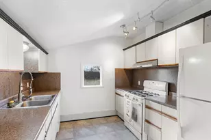 7028 N Saint Louis Ave, Portland, OR 97203 - Photo 6