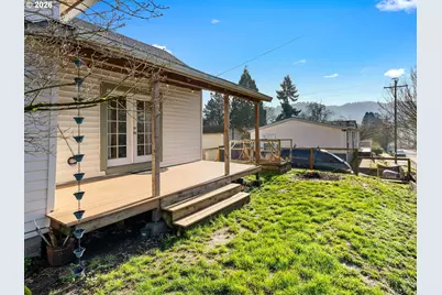 7028 N Saint Louis Ave, Portland, OR 97203 - Photo 32