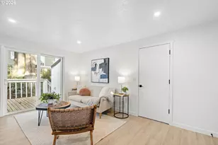 10047 SW 25th Ave, Portland, OR 97219 - Photo 22