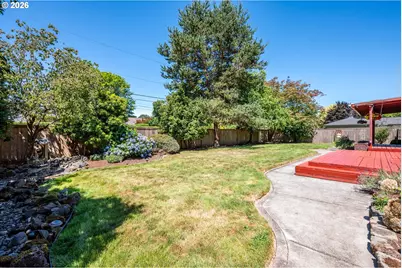 1327 18th Ave, Longview, WA 98632 - Photo 36
