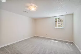 1327 18th Ave, Longview, WA 98632 - Photo 28