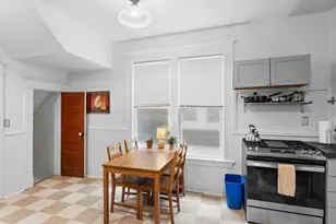 2712 SE Ash St, Portland, OR 97214 - Photo 12