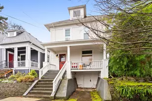 2712 SE Ash St, Portland, OR 97214 - Photo 2