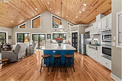 83489 Jensen Ln, Florence, OR 97439 - Photo 6