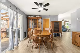 2478 Marion St, North Bend, OR 97459 - Photo 8