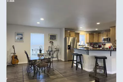 5262 Nopal St, Florence, OR 97439 - Photo 6
