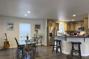 5262 Nopal St, Florence, OR 97439 - Photo 6