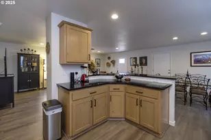 5262 Nopal St, Florence, OR 97439 - Photo 8