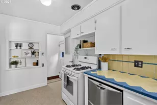 4116 NE Hazelfern Pl, Portland, OR 97232 - Photo 14