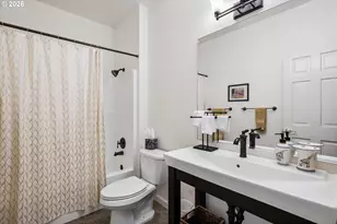 599 Wimbledon Ct, Eugene, OR 97401 - Photo 24