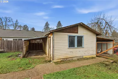 139 S 15th St, Cottage Grove, OR 97424 - Photo 36