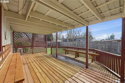 139 S 15th St, Cottage Grove, OR 97424 - Photo 42