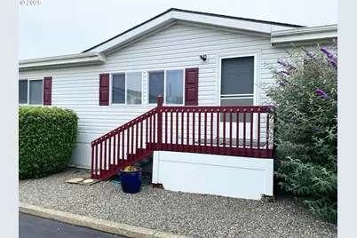 98042 W Benham Ln #15, Brookings, OR 97415 - Photo 4