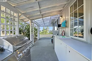 72290 Little Jack Falls Rd, Rainier, OR 97048 - Photo 14
