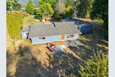 72290 Little Jack Falls Rd, Rainier, OR 97048 - Photo 4