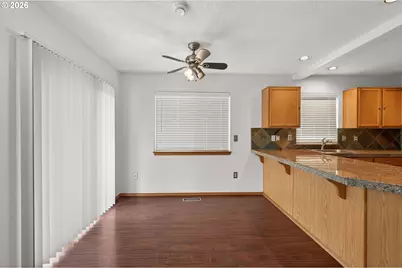 1310 N Parkside Ln, Newberg, OR 97132 - Photo 14