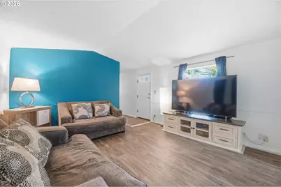 301 E Columbia Dr #68, Newberg, OR 97132 - Photo 6