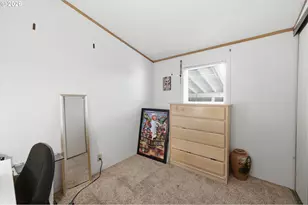 301 E Columbia Dr, Newberg, OR 97132 - Photo 18