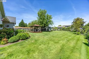 109 Hillview 1, Eugene, OR 97408 - Photo 32