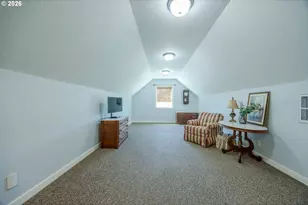 109 Hillview 1, Eugene, OR 97408 - Photo 26