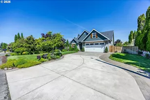 109 Hillview 1, Eugene, OR 97408 - Photo 1